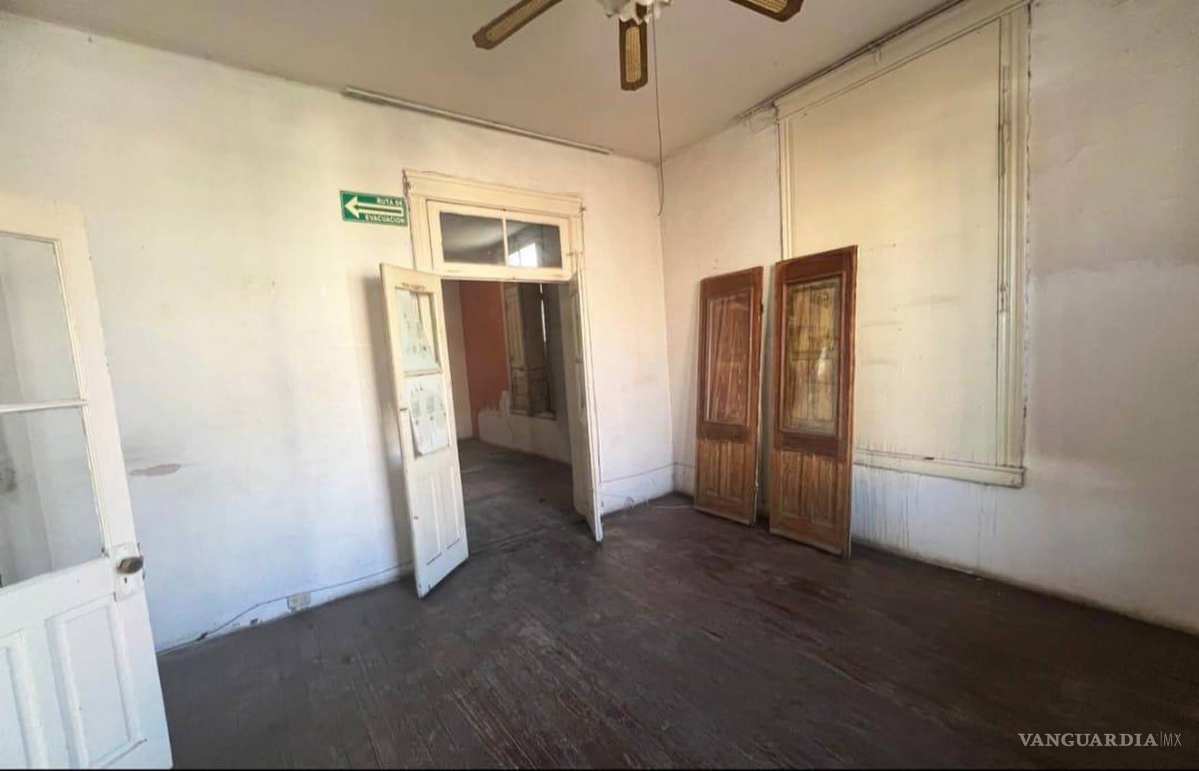 $!La edificación conserva sus puertas originales.