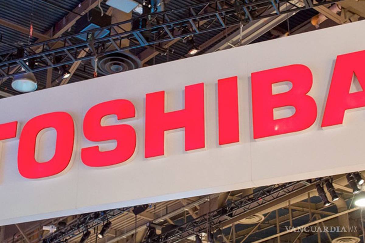 Toshiba se hunde por sus pérdidas y la dimisión de su presidente
