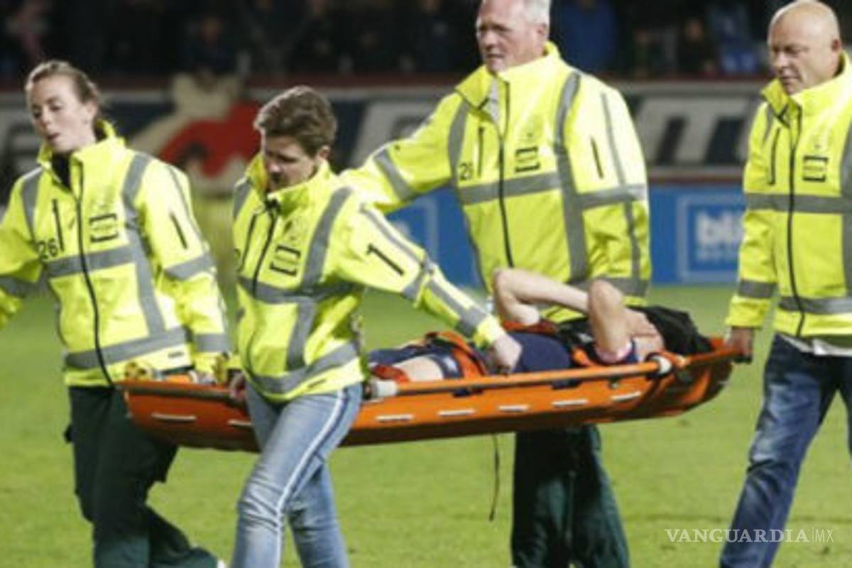 ¡Respiren! El PSV descarta lesión grave de 'Chucky' Lozano