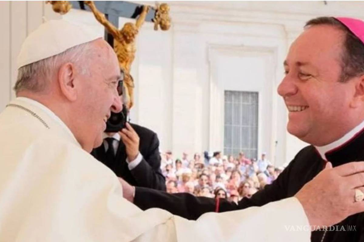 Ordenan arresto internacional para obispo argentino, cercano al Papa Francisco; es acusado de abuso sexual