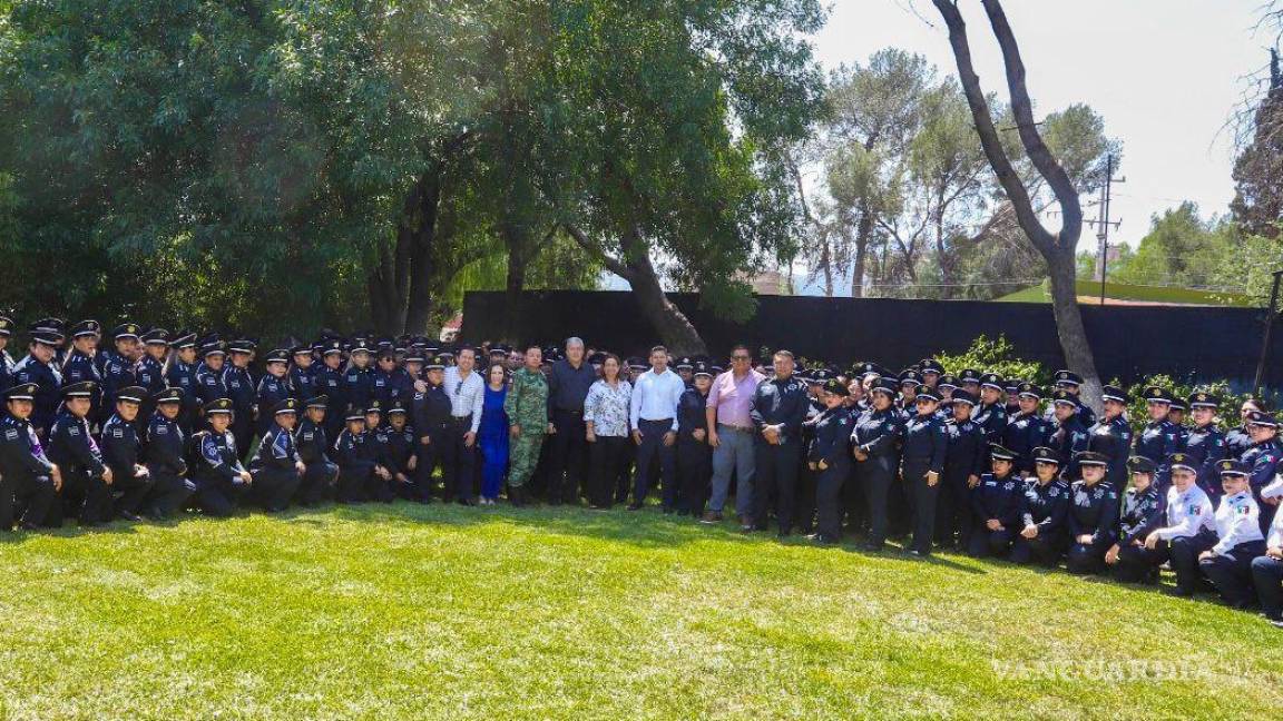 Mujeres policías de Saltillo no solo cuidan a su familia, sino a todos los saltillenses: Alcalde