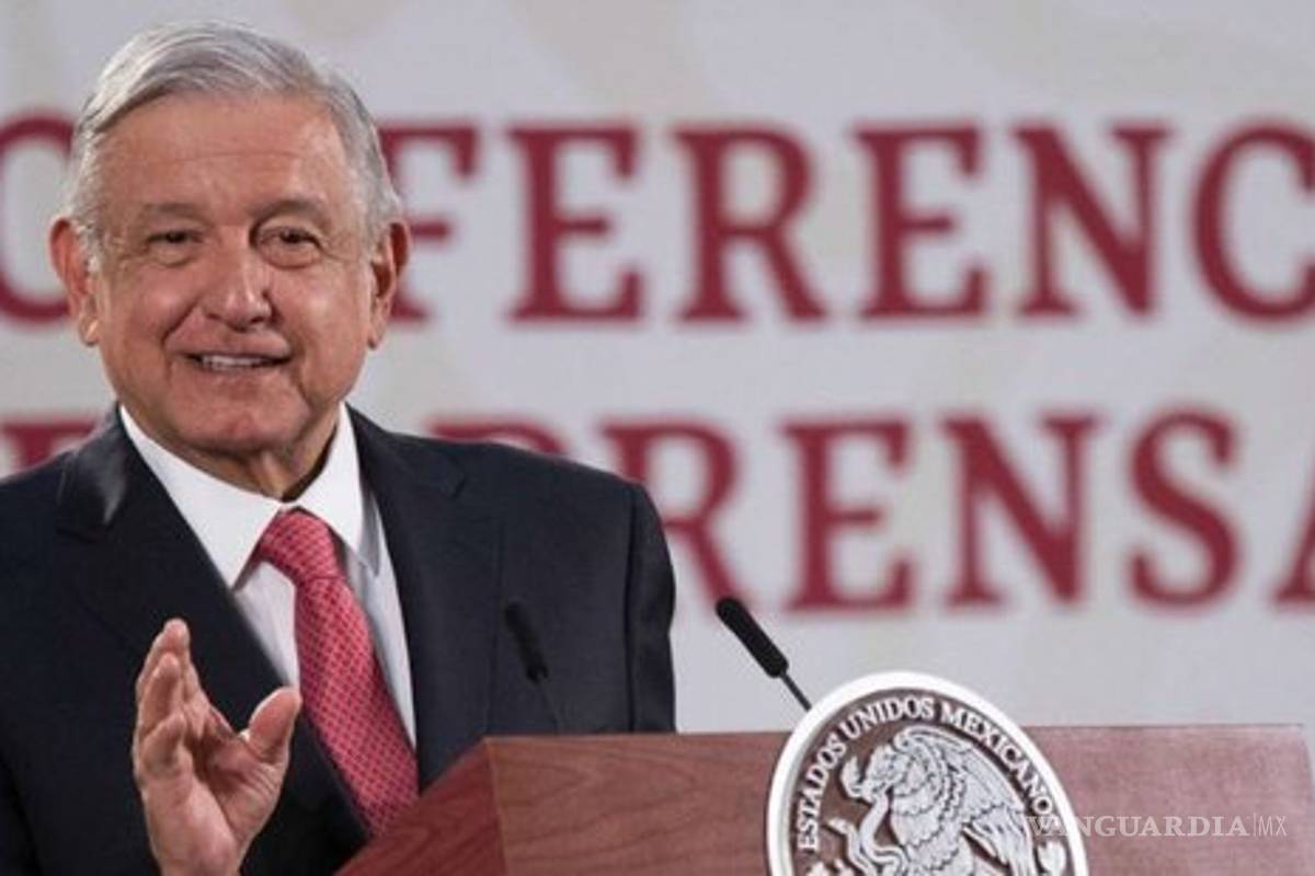 “Llegué por el apoyo de la mayoría”, responde AMLO sobre marchas