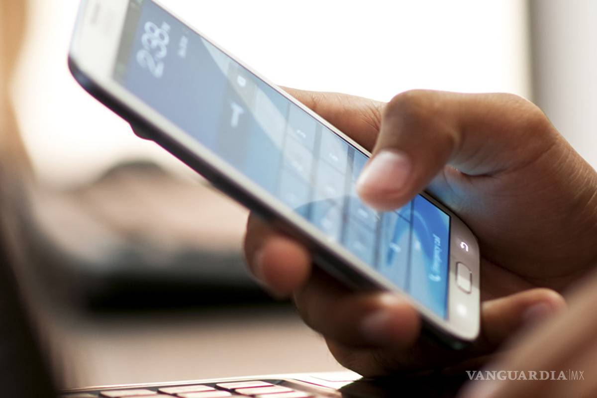 Hombre entra a casa en EU y pide al dueño usar su WiFi