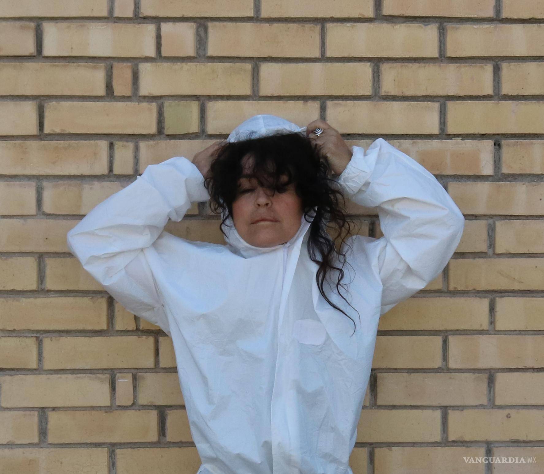 $!Mercedes Aqui, artista y gestora del evento.