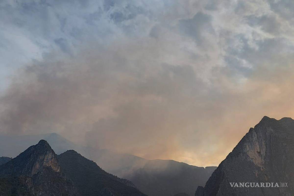 Incendio en Nuevo León y Coahuila afecta 100 hectáreas; sigue sin control