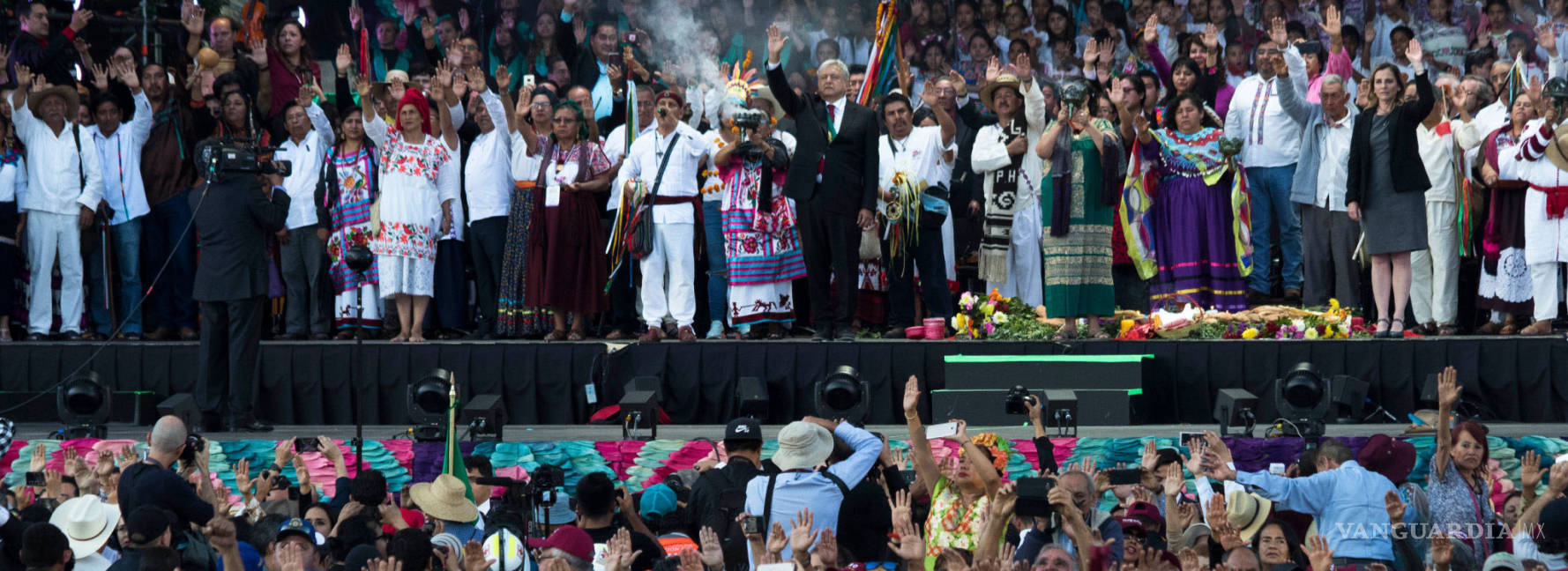 $!La ‘liturgia’ que bendijo a López Obrador en el poder
