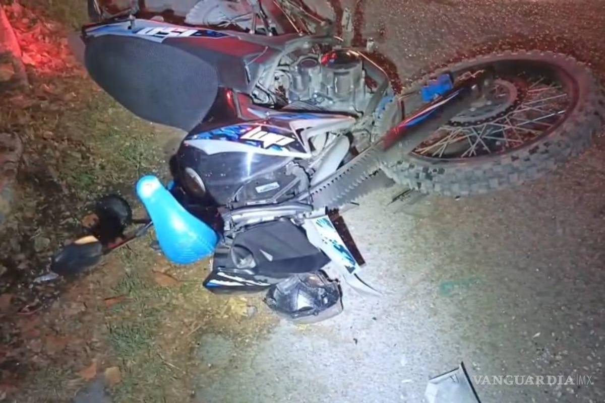 $!La motocicleta quedó con visibles daños luego del impacto registrado en el sector Hacienda del Rosario.