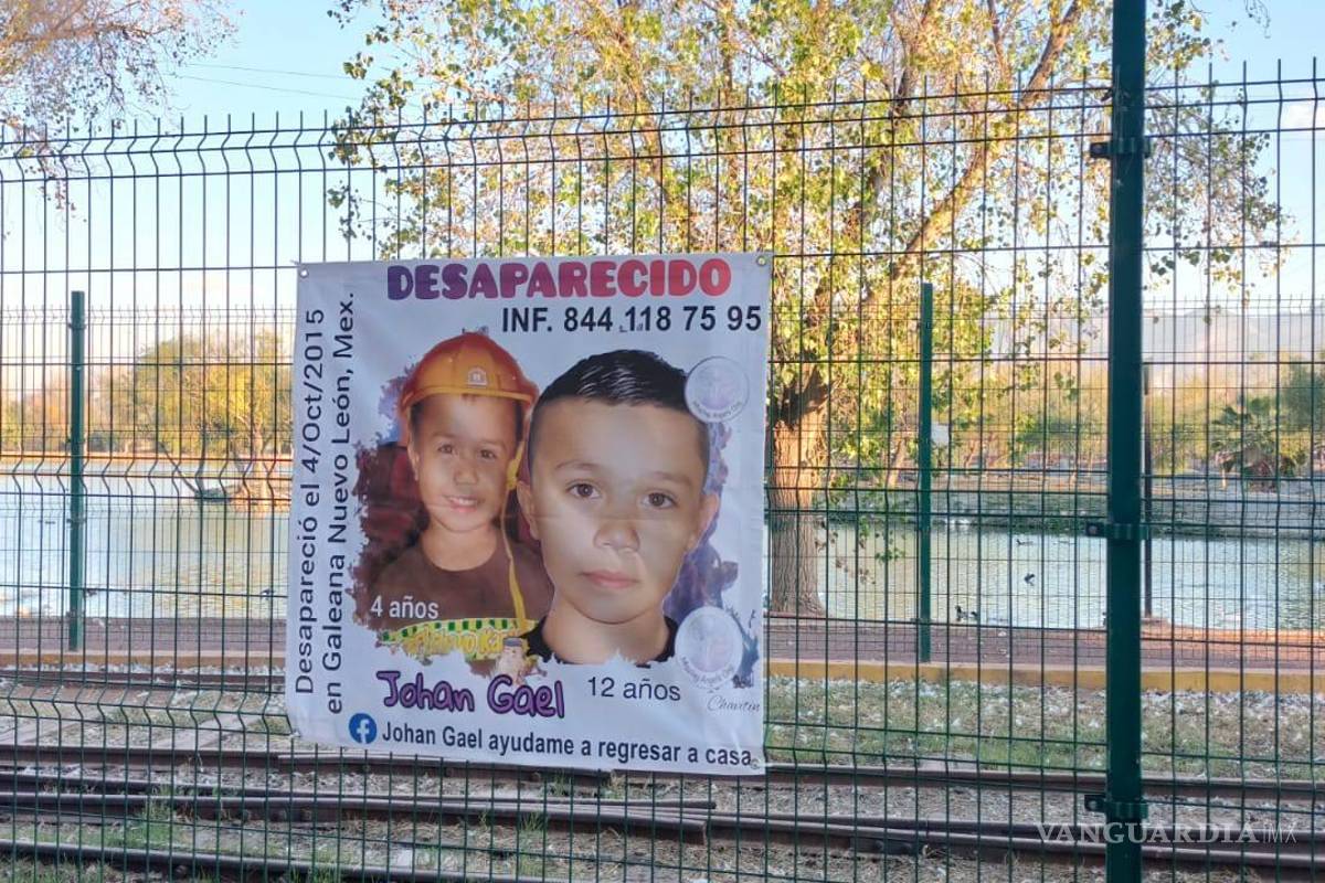 Saltillo: padres de Johan Gael renuevan pancartas de búsqueda y lonas con su fotografía