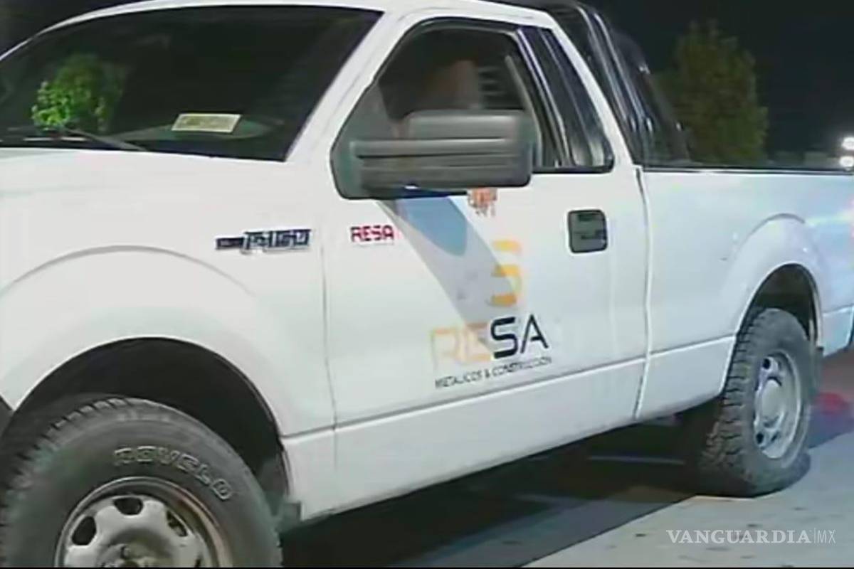 Derriba protección de portón en fraccionamiento y huye al oriente de Saltillo