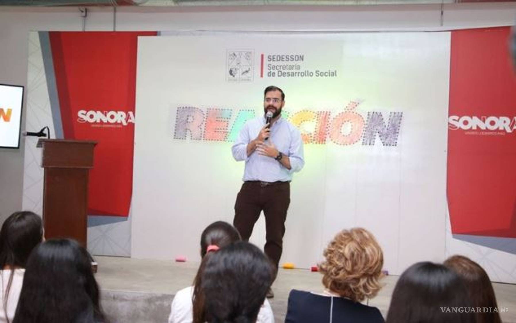 $!Sedesson pone en riesgo la privacidad de personas en pobreza... por mil pesos, adultos mayores de Sonora facilitan sus datos biométricos