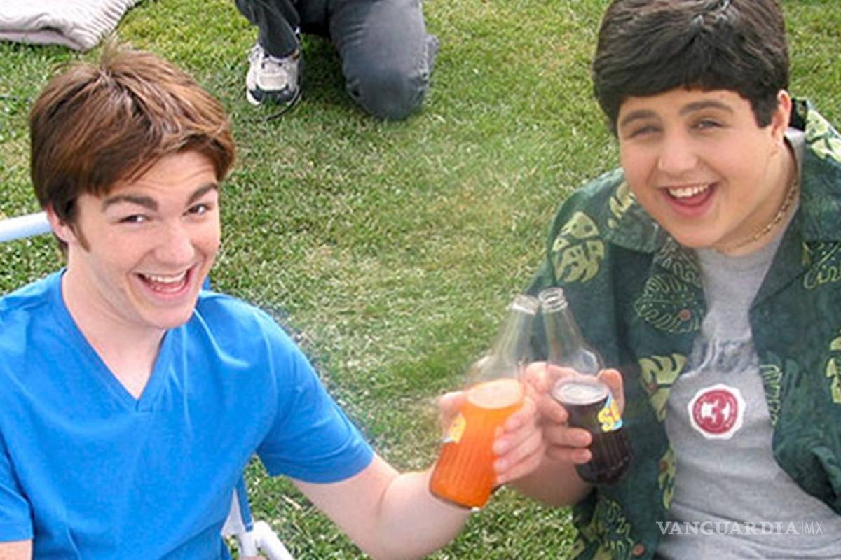 Josh Peck se casó y Drake Bell no fue invitado