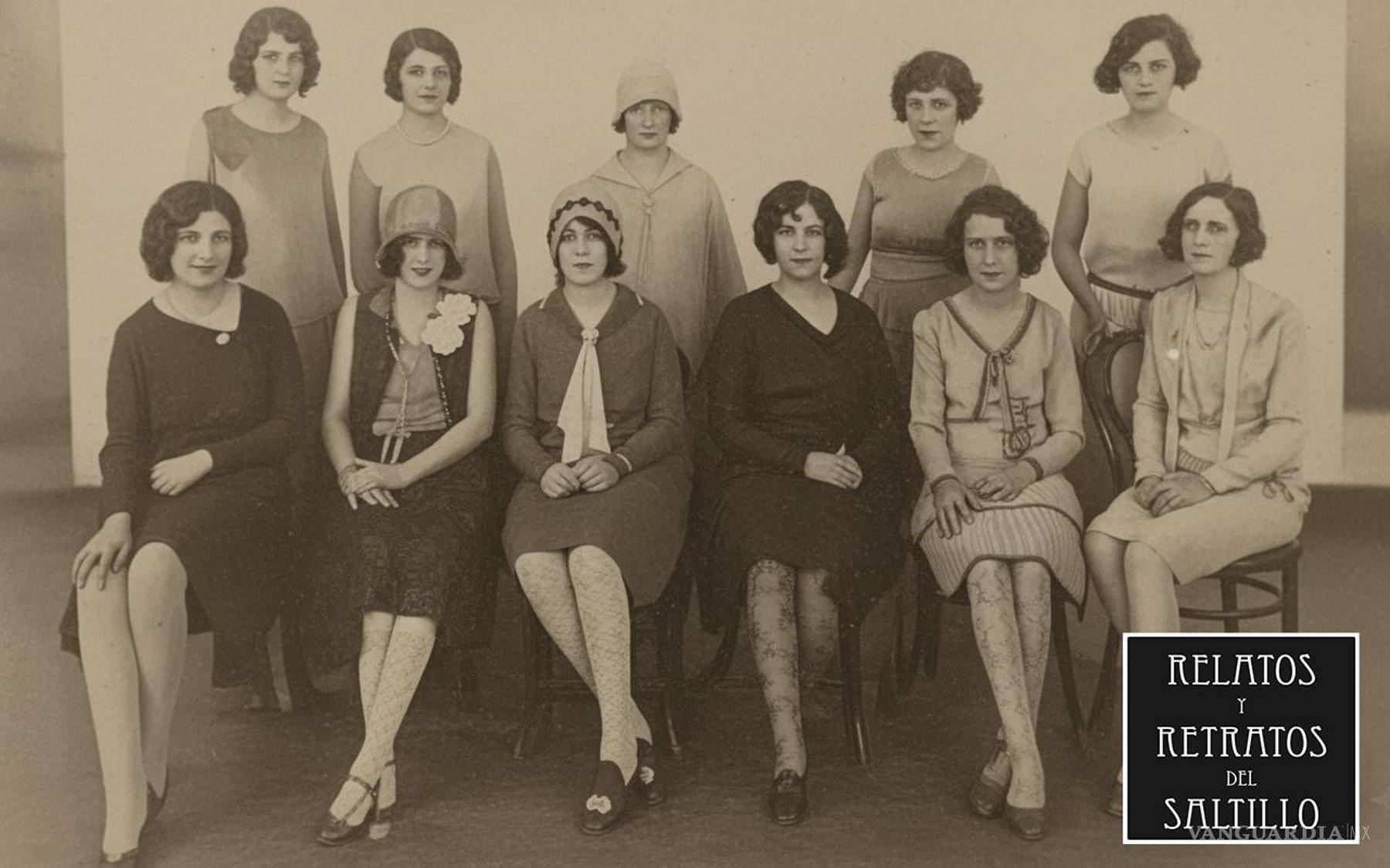 $!Anuncios, artículos y fotografías de un viejo diario muestran cómo la ciudad convivía con la modernidad, la tradición y los desafíos sanitarios de la época.