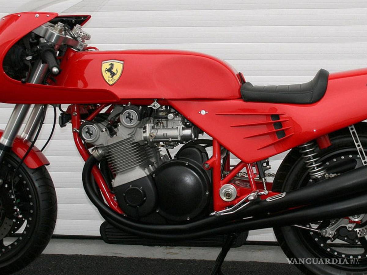 $!6 ejemplos de cuando una marca de coches se mete en el mundo de las motos