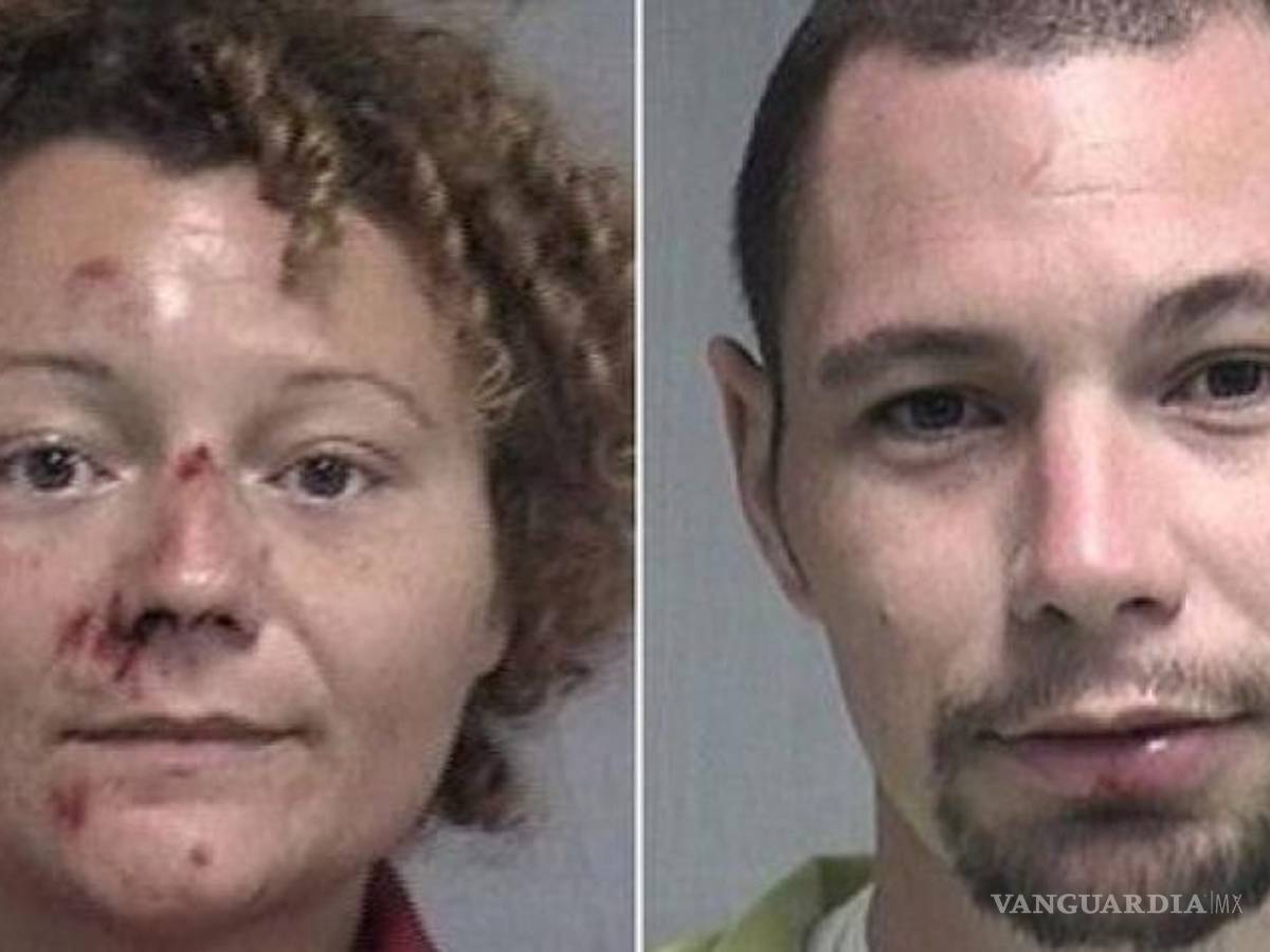 $!Los arrestan por manejar ebrios, tienen sexo en el auto de la policía