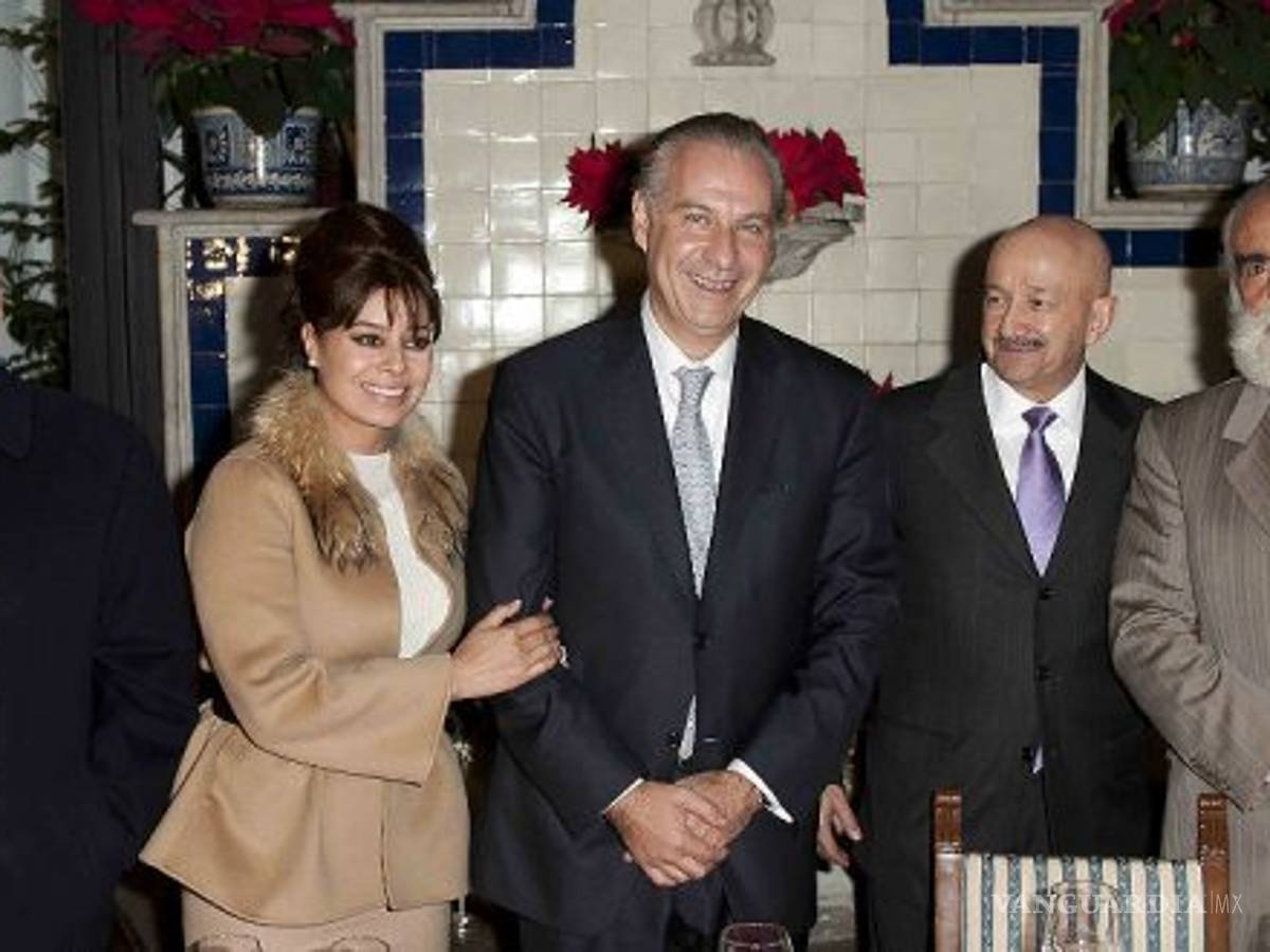 $!Luego de derrochar millones gracias a Juan Collado, Yadhira Carillo no tiene ni para alimentar a sus perros