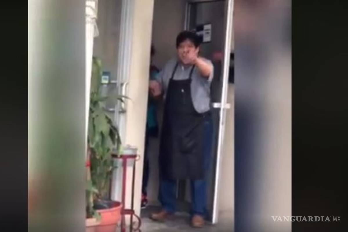 En Nuevo León corren a pareja gay de restaurante