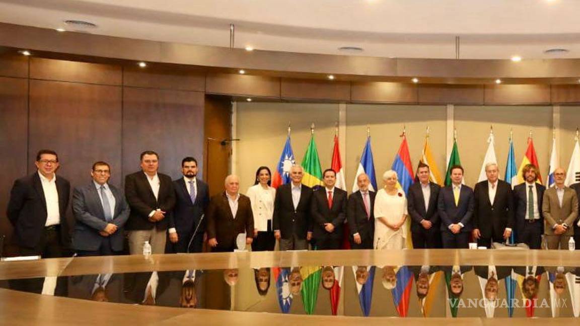 $!La toma de protesta se llevó a cabo en Ciudad Universitaria de la UAdeC, en Arteaga.