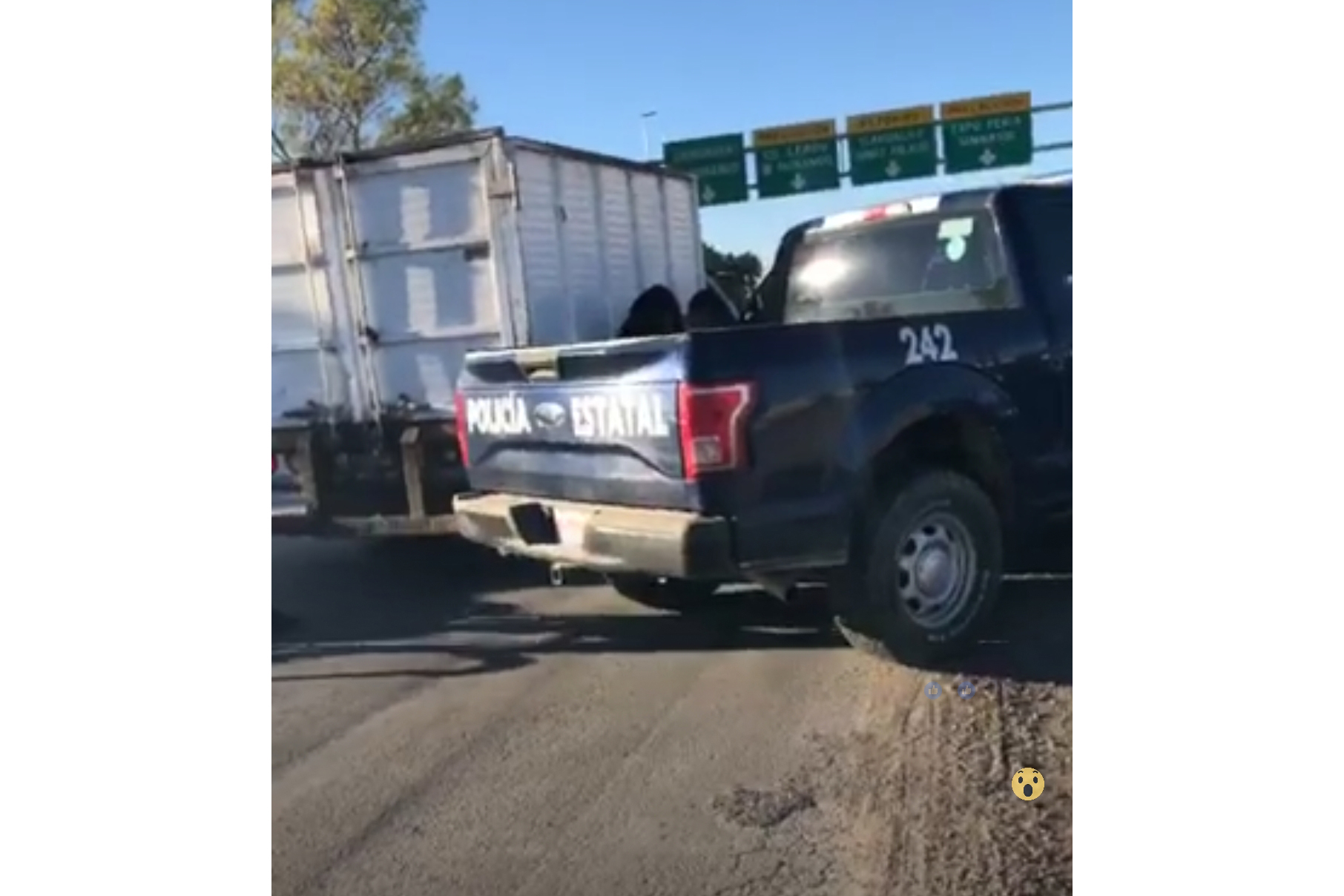 $!Detienen a dos sujetos que se llevaron un camión con todo y chofer en Torreón
