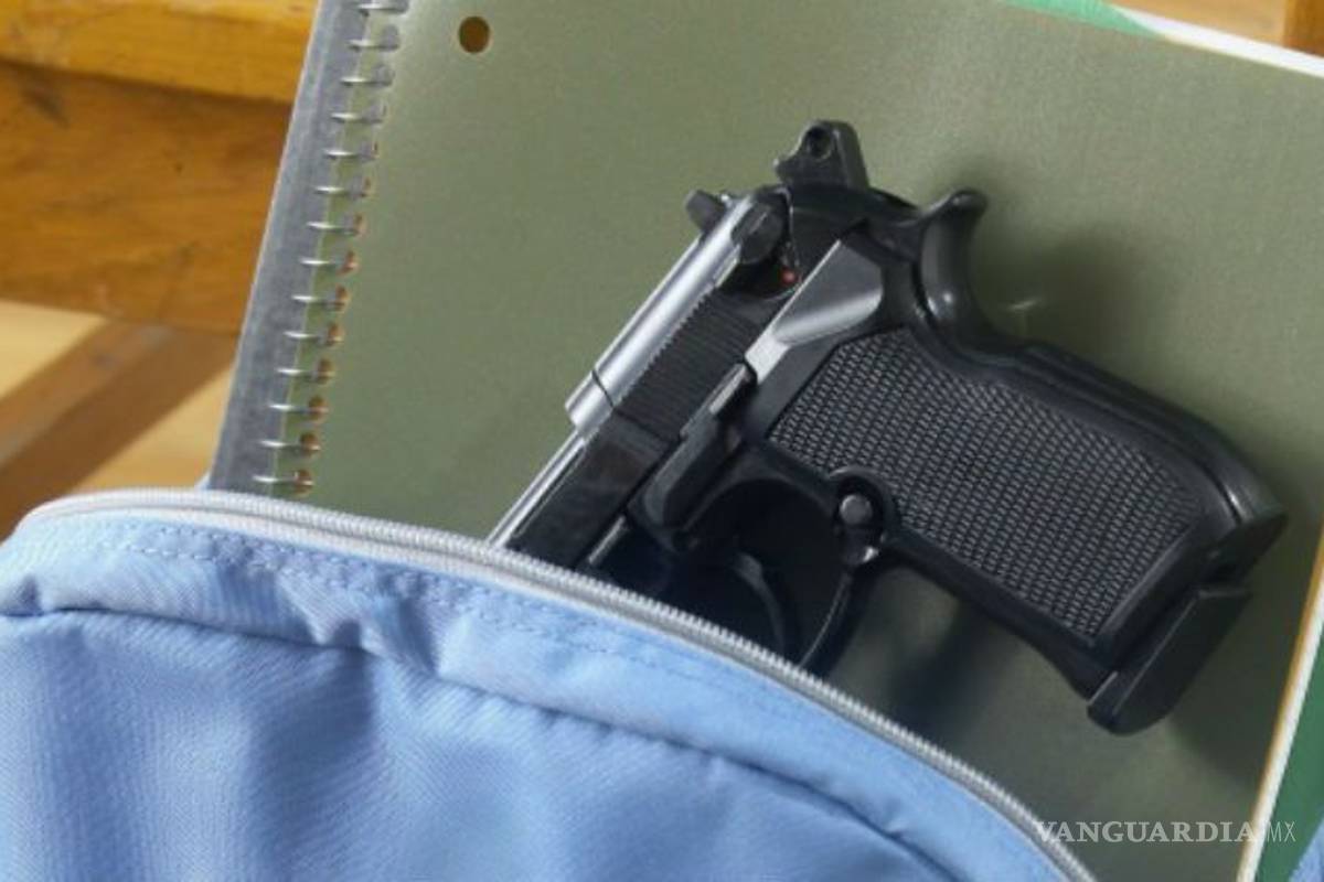 Falsa alarma de alumnos armados en el Tec Milenio de Torreón moviliza a la policía