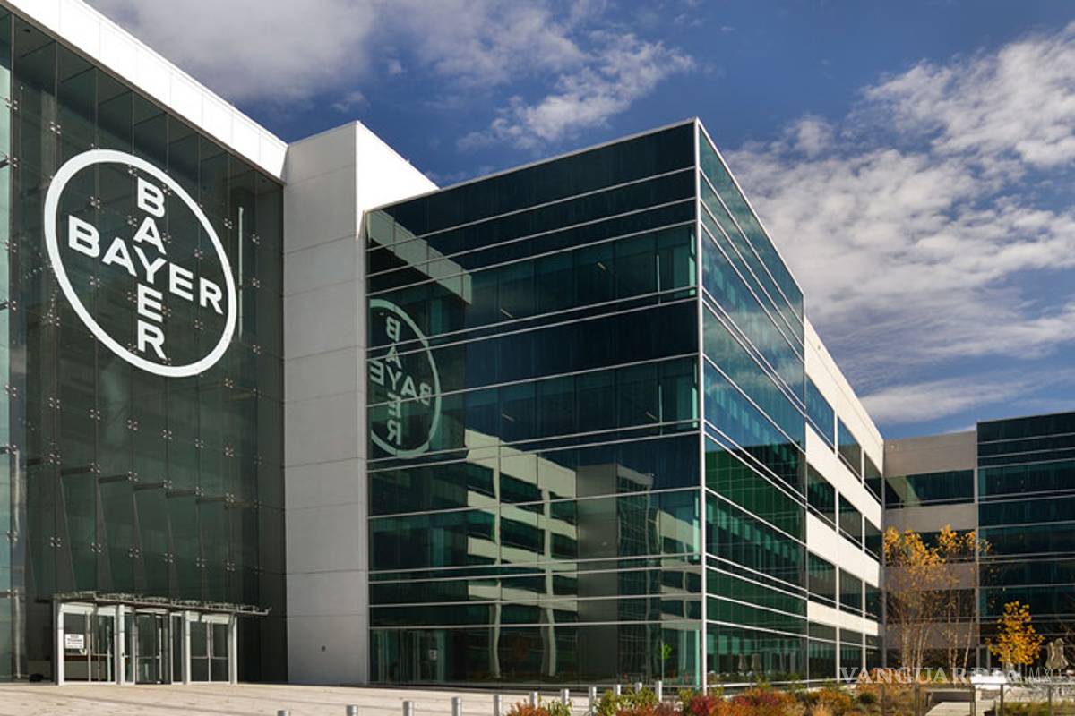 Acciones de Bayer van en caída libre por pleitos en EU