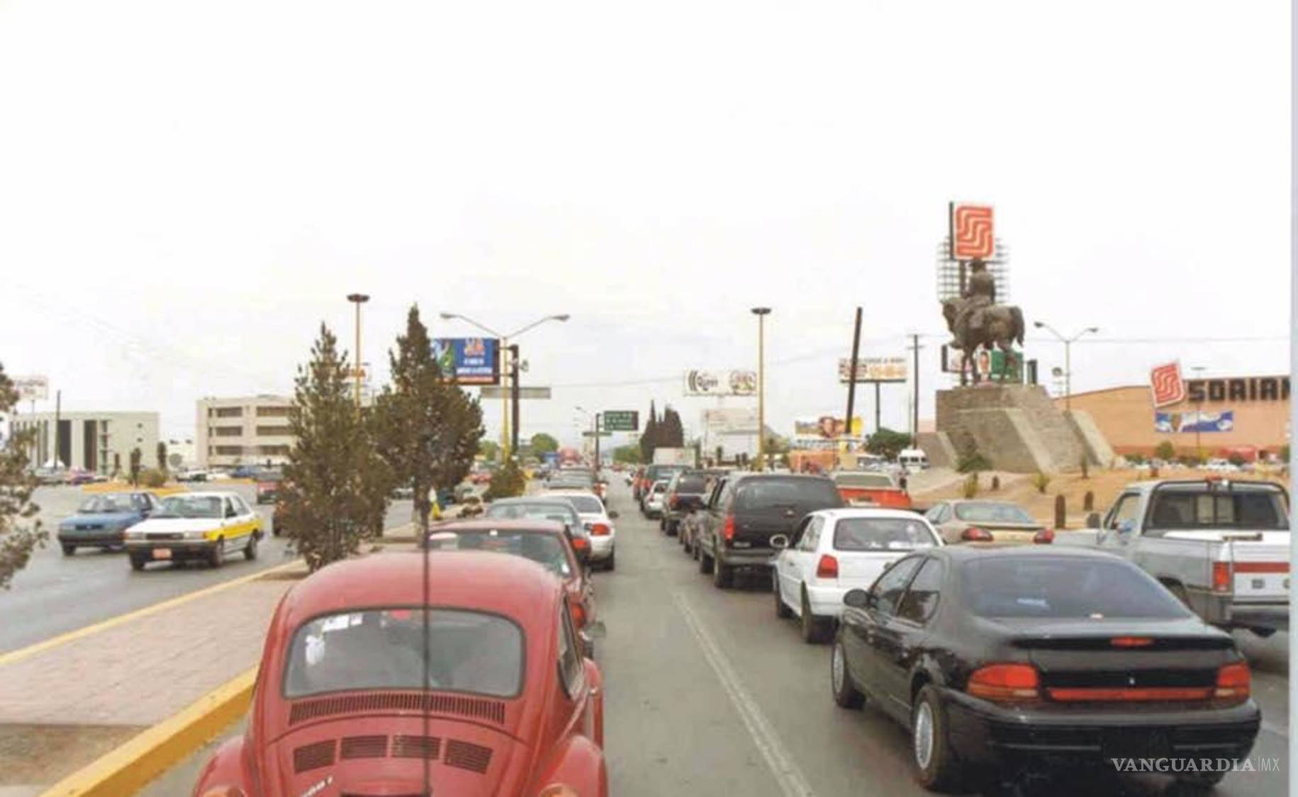 $!Cruce entre Boulevard Venustiano Carranza y Nazario Ortiz Garza, en donde hasta la fecha se localiza Soriana San Isidro.