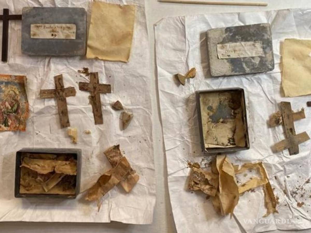$!Descubren reliquias antiguas en la cúpula de la Catedral Metropolitana