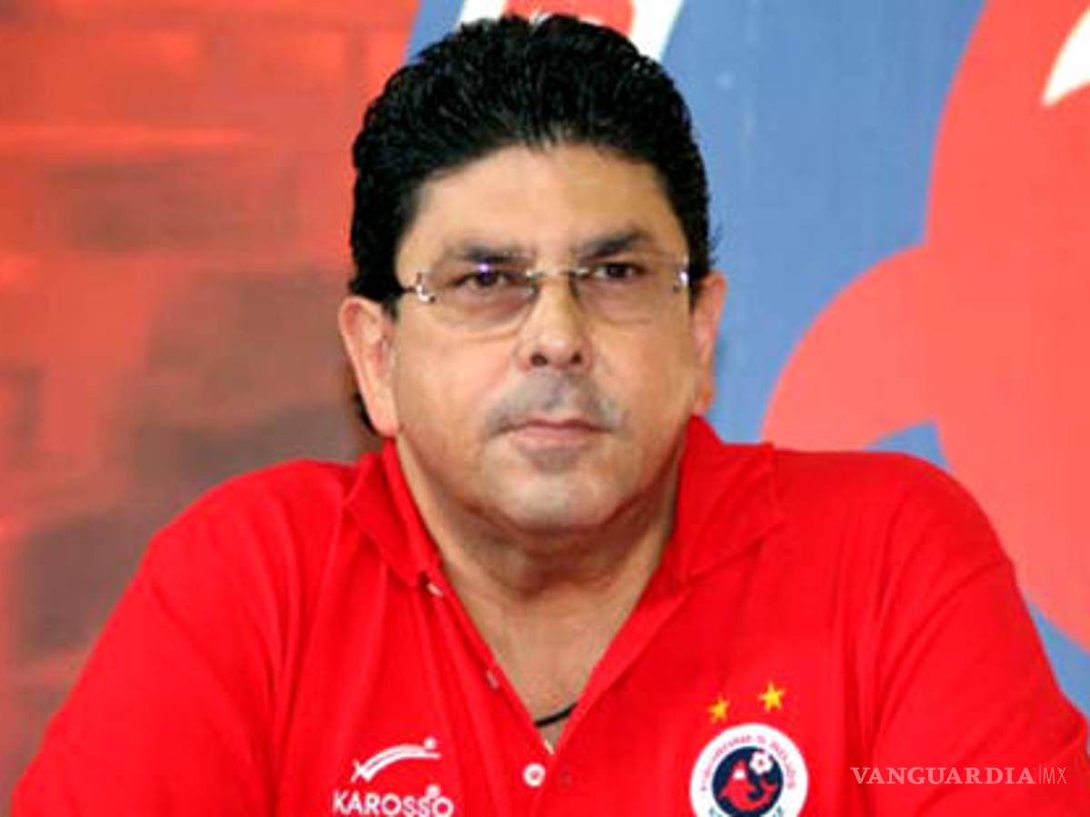 $!Filtran video de Fidel Kuri intentando golpear al dueño del Santos Laguna