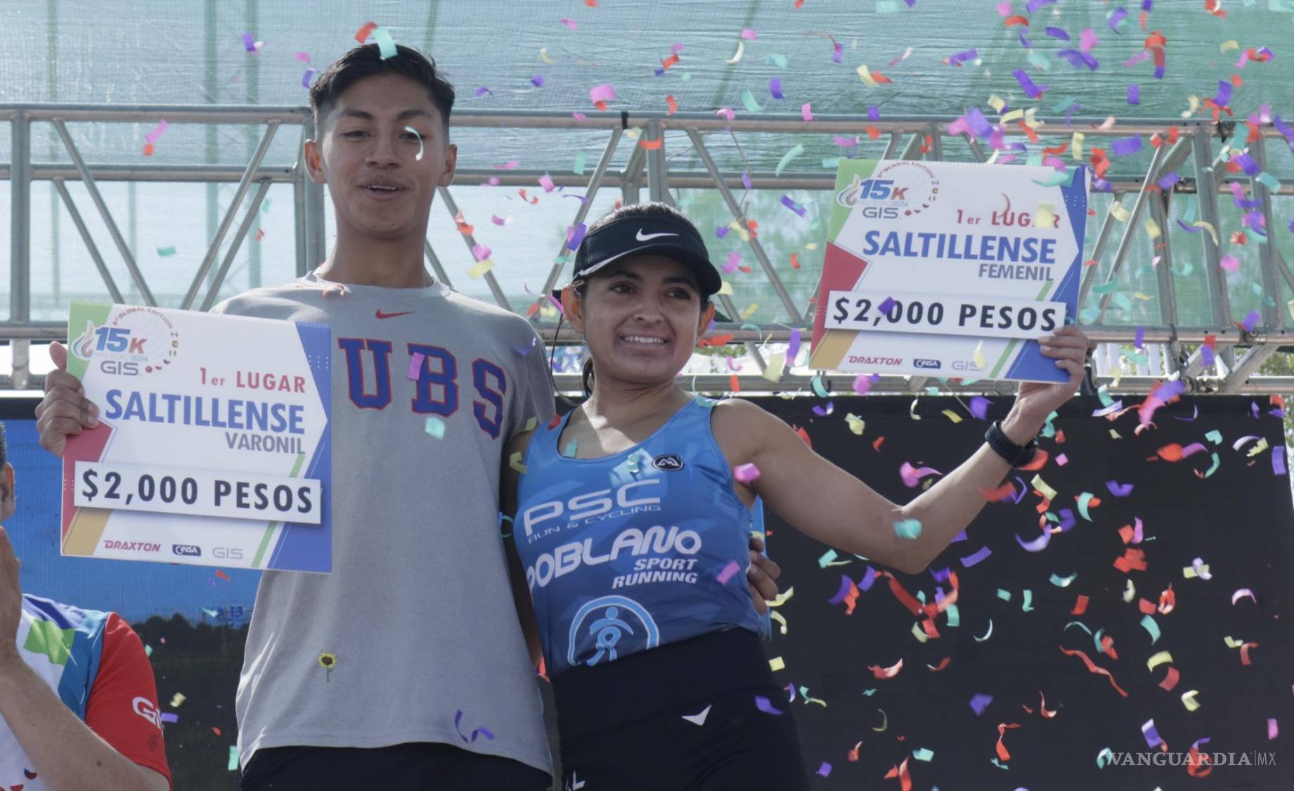 $!Los corredores lograron el objetivo de recorrer 15 kilómetros en las calles más importantes de la ciudad.