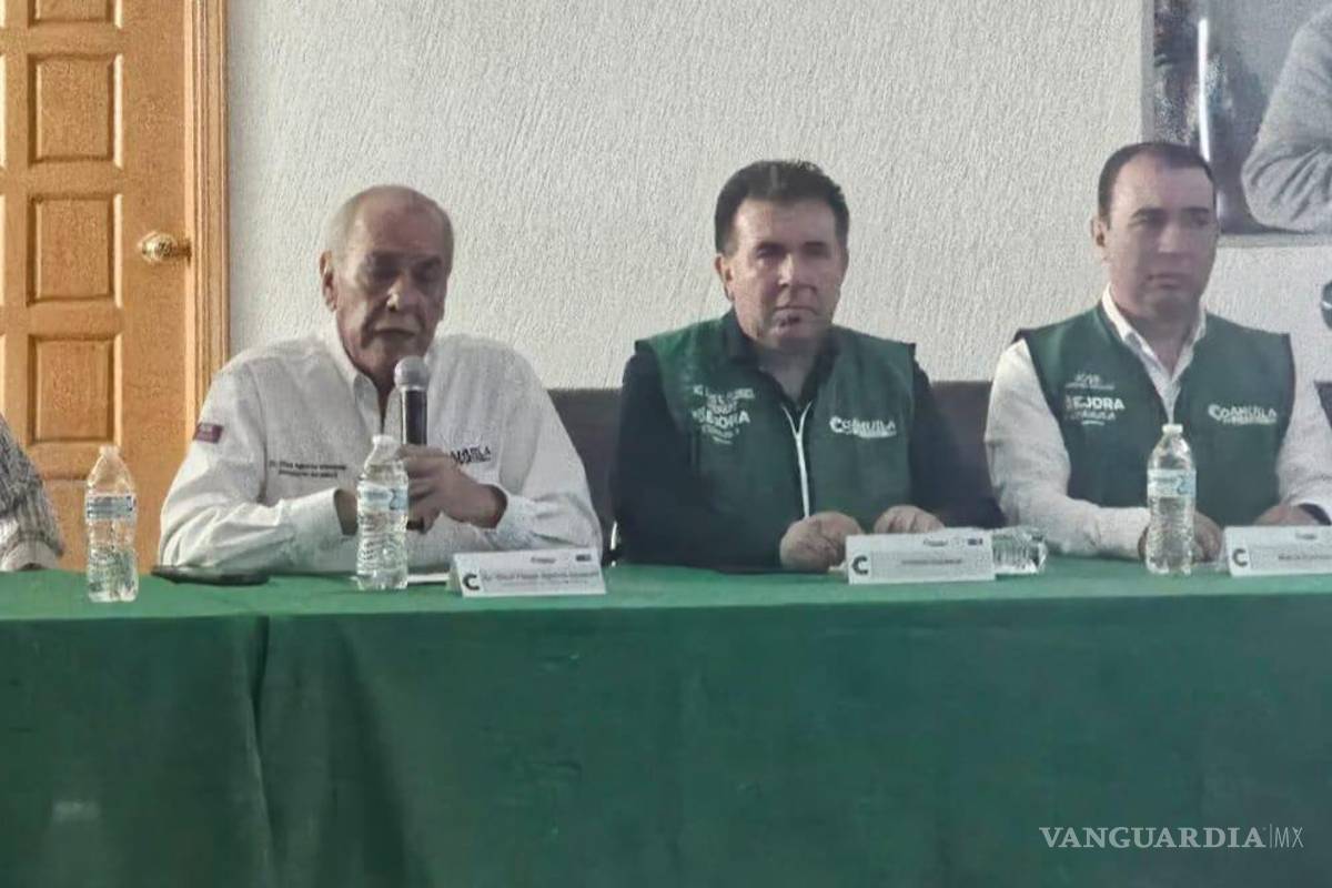 $!Eliud Aguirre Vázquez encabezó en Torreón una mesa de trabajo con alcaldes laguneros para fortalecer la prevención del dengue y la rickettsia.