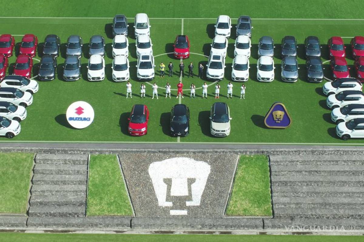 Les regalan autos a los jugadores de Pumas