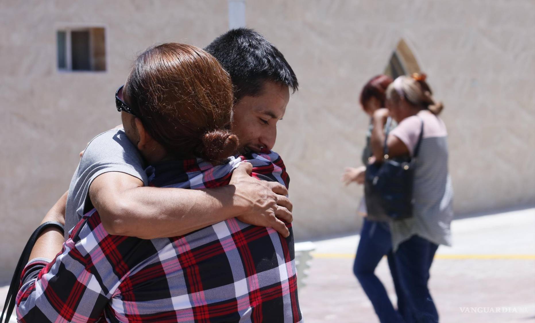 ‘Yo bajé por él, autoridades tardaron horas’: padre del minero fallecido en pocito de Sabinas, Coahuila