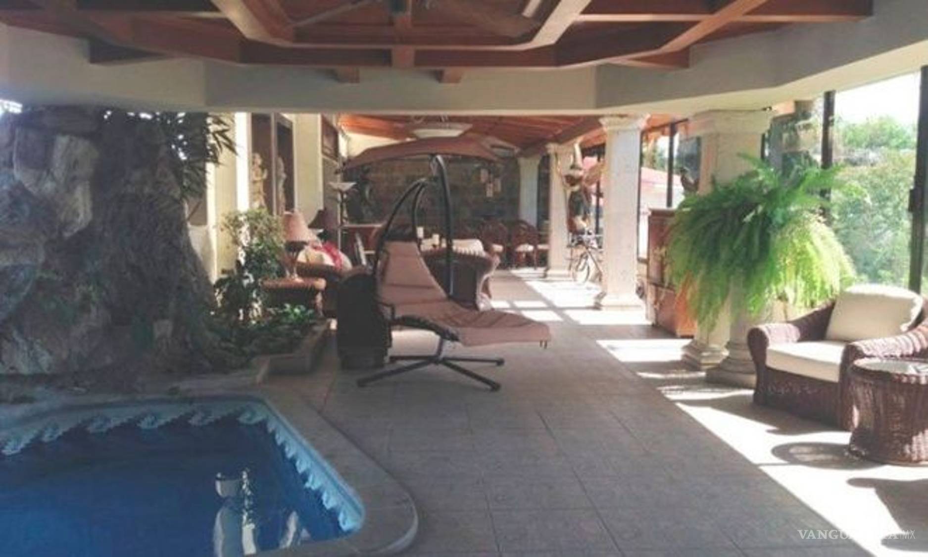 $!SAE subasta yates, joyas, autos y casas decomisadas al crimen en México