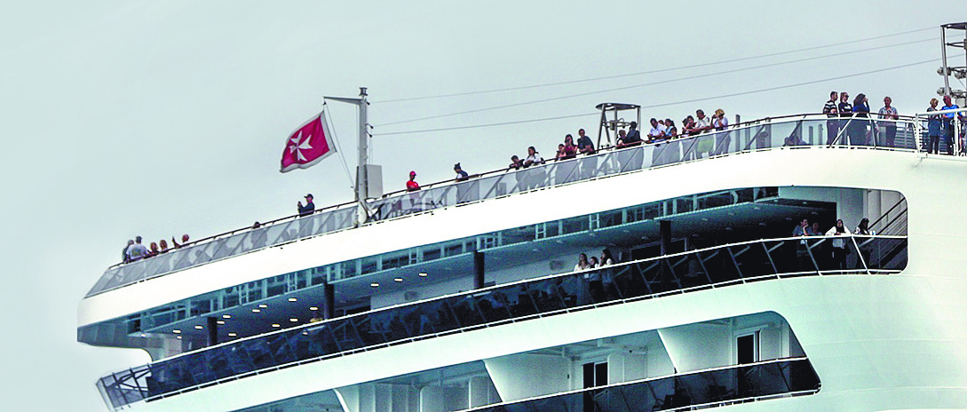 A la 'deriva' bolsas de valores, dólar y crucero por coronavirus