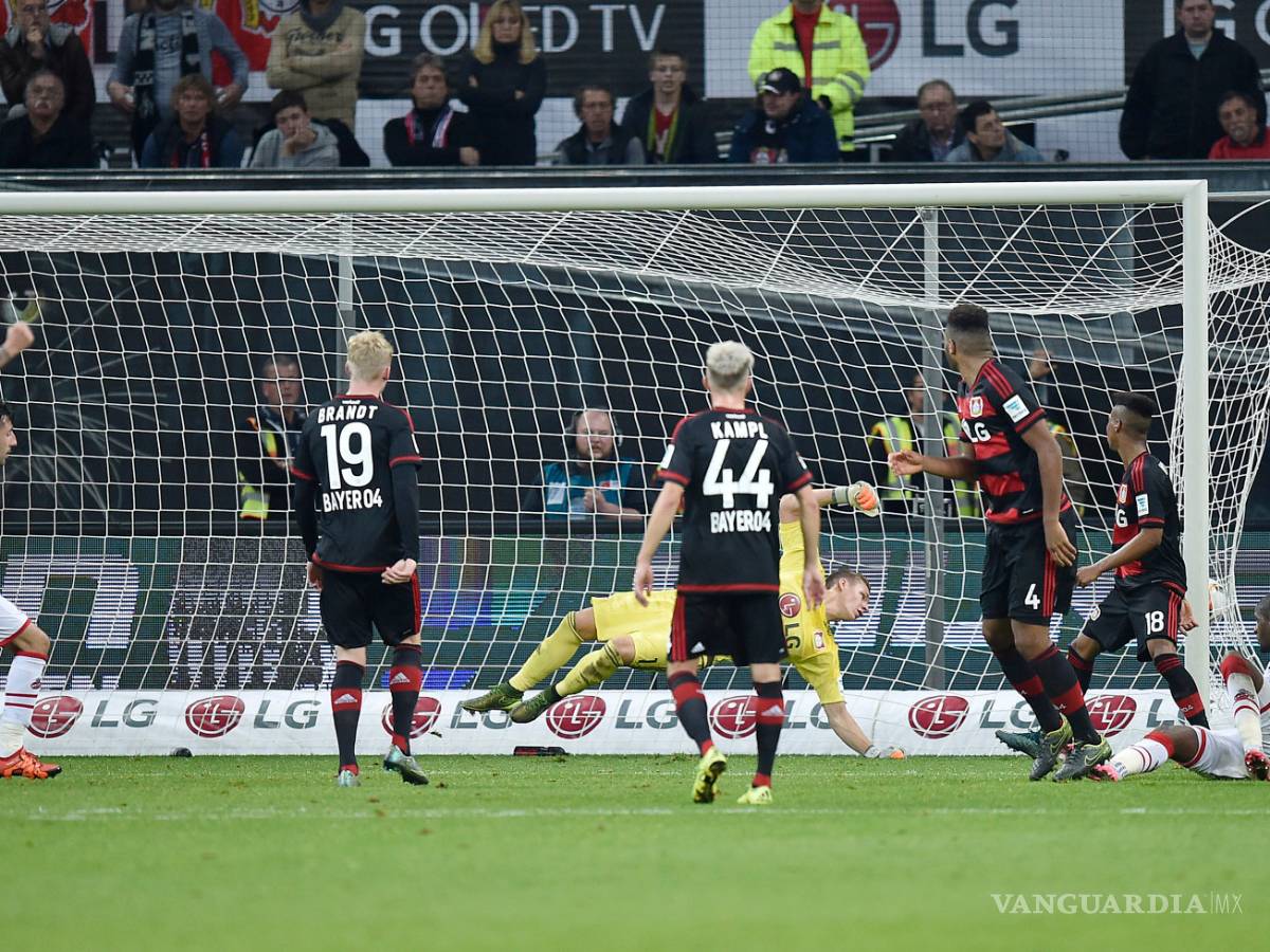 $!Pura efectividad del ‘Chicharito’; supera a Hugo Sánchez