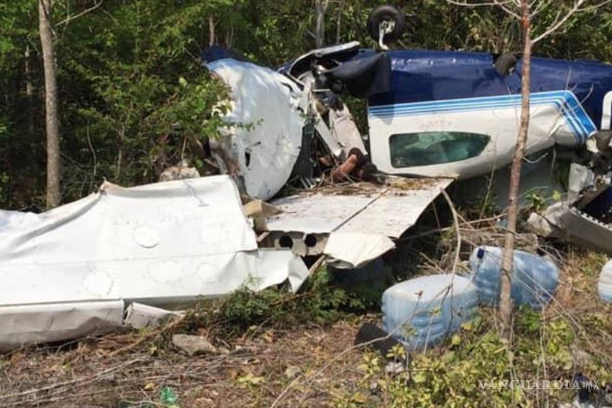 Dos muertos tras caída de avioneta en Quintana Roo