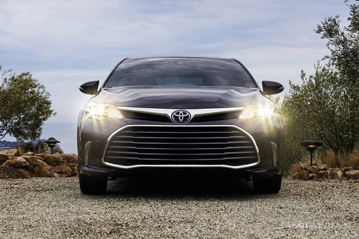 Toyota Avalon 2018, lujoso sedan japonés