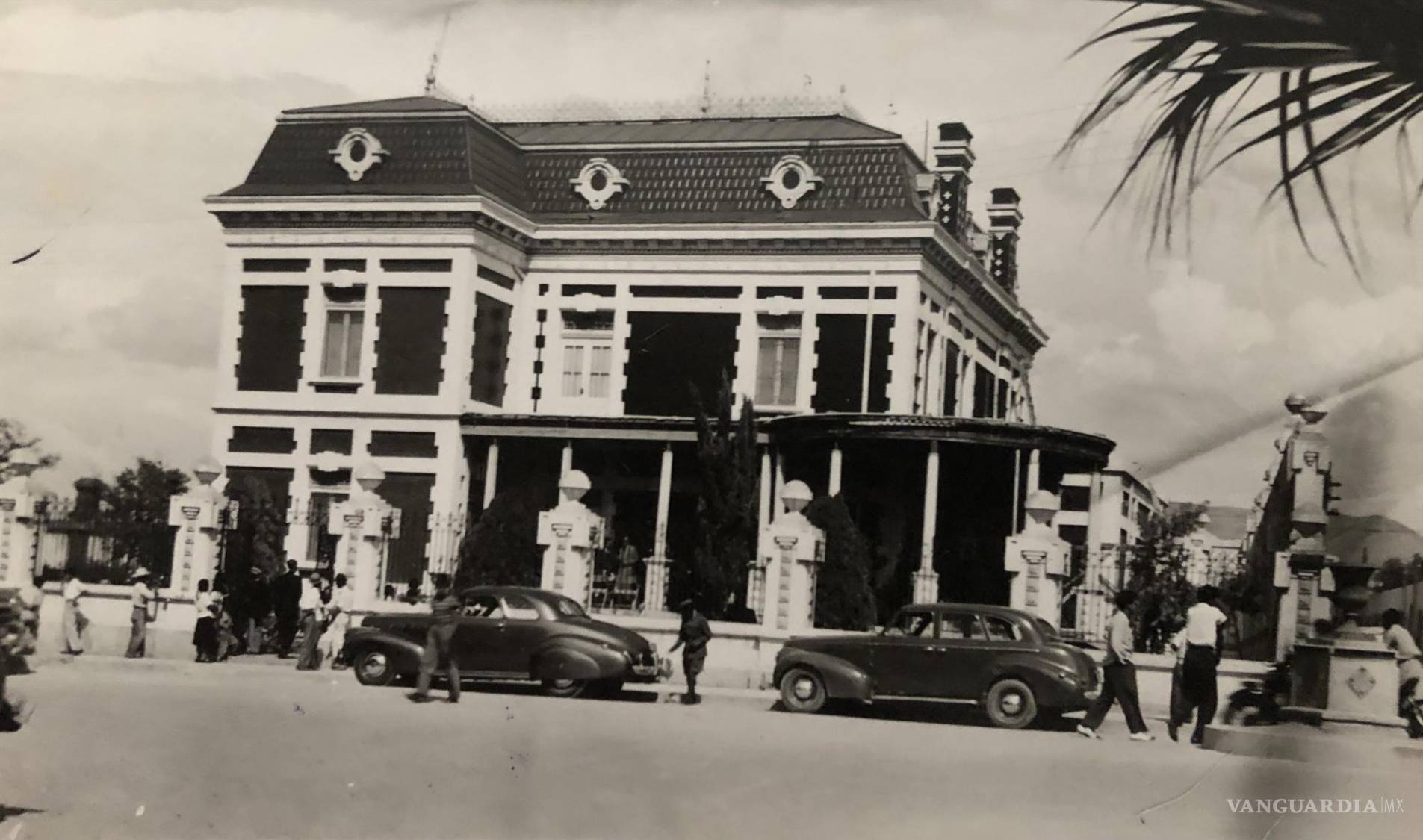 $!Imagen captada en la Casa Alameda durante una visita presidencial.