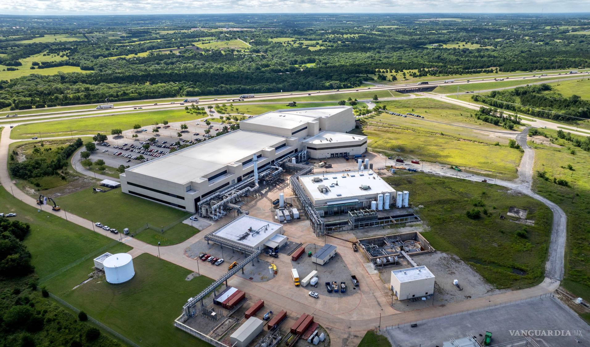 $!Vista aérea de una planta de fabricación de Coherent en Sherman, Texas.