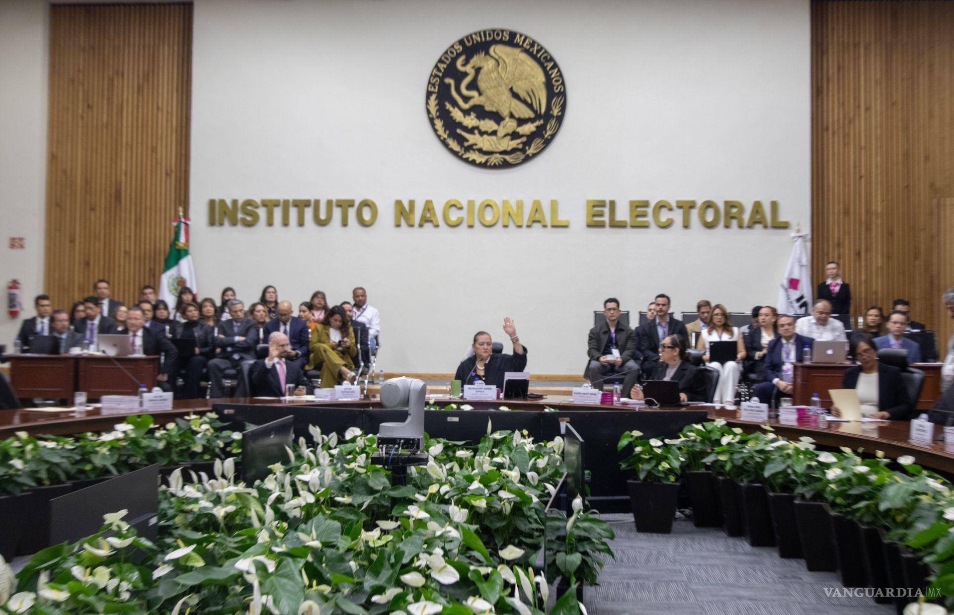 Sorprende a consejeros del INE presencia de militares... no fueron informados 