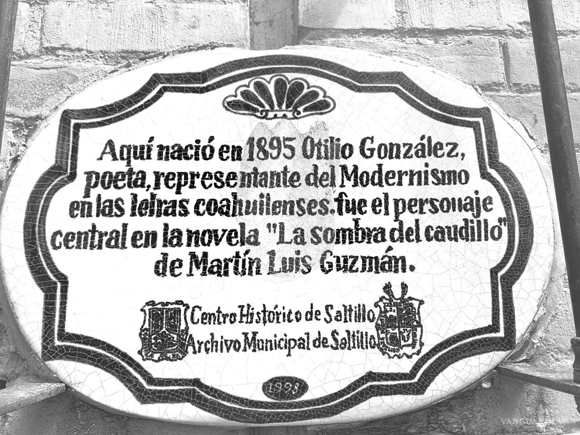 $!La placa colocada a instancias del Archivo Municipal, con la fecha discrepante.