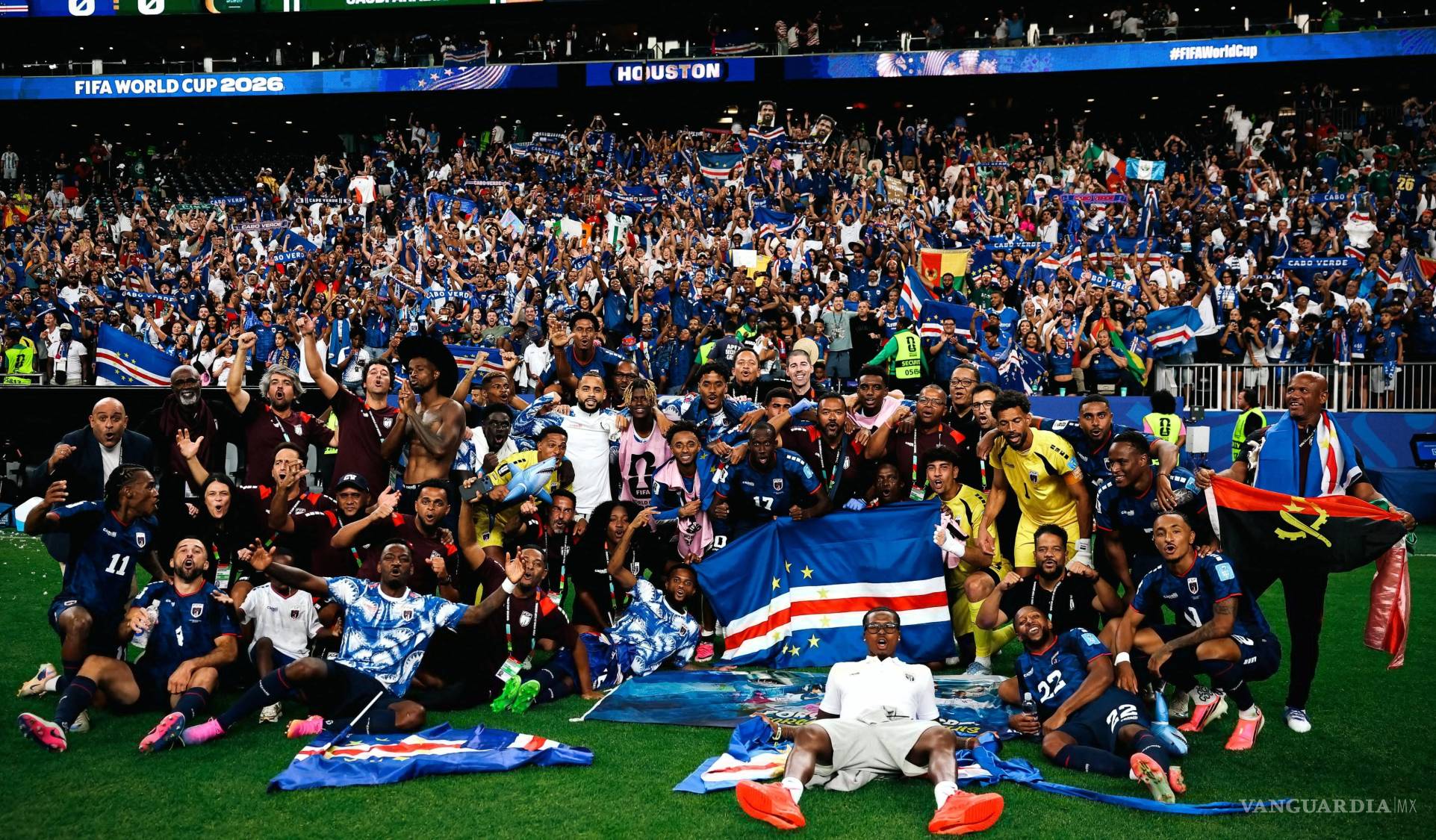 $!Cabo Verde sorprendió en su debut mundialista al avanzar invicto de la fase de grupos, impulsado por las atajadas del veterano Vozinha.