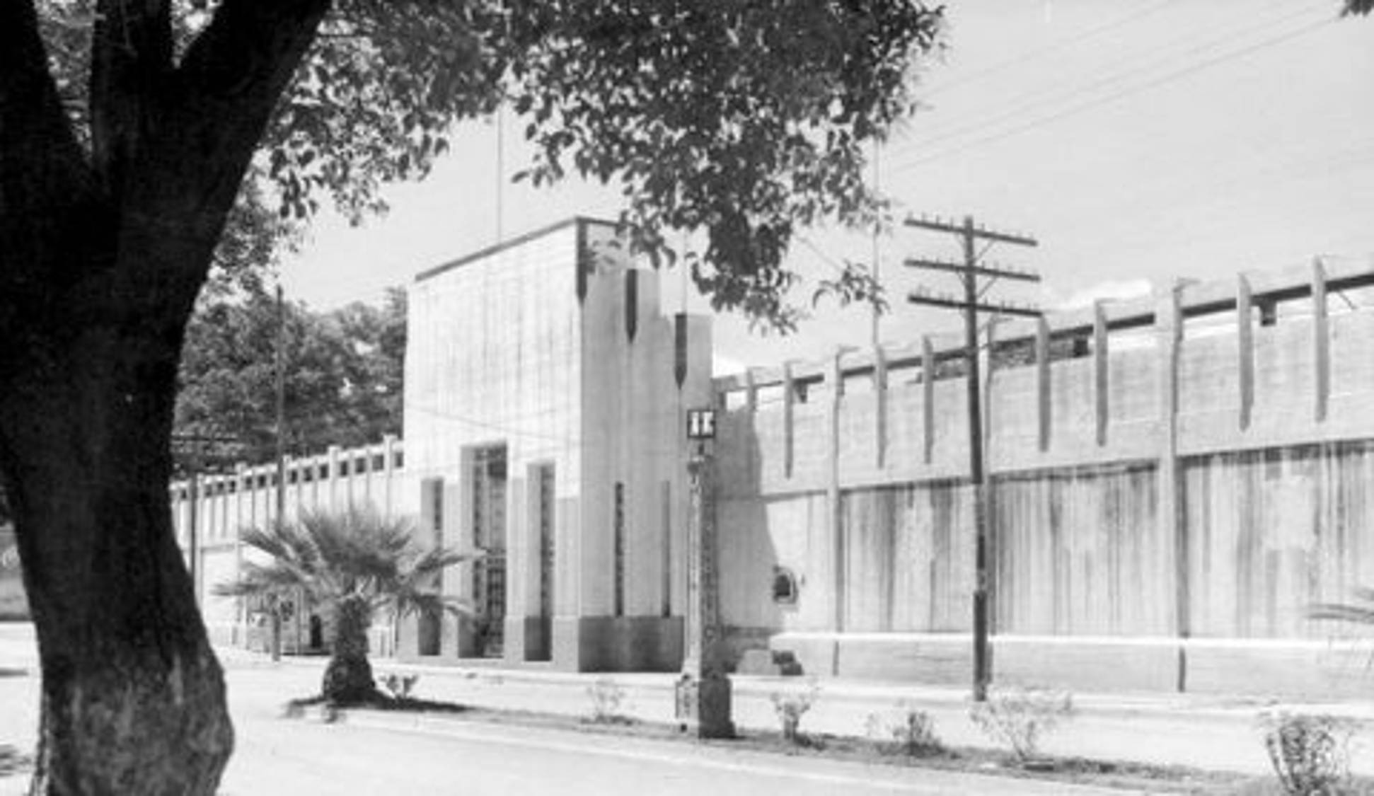 $!Santo, el enmascarado de plata, y su pelea en Saltillo