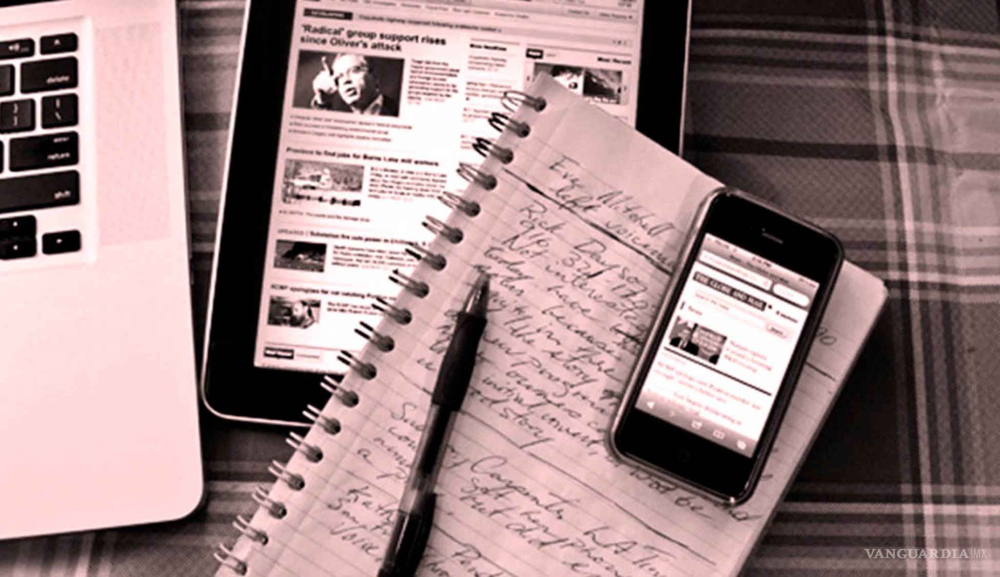 $!‘Periodismo, compromiso con la sociedad y los lectores’, entrevista con Orestes Gómez