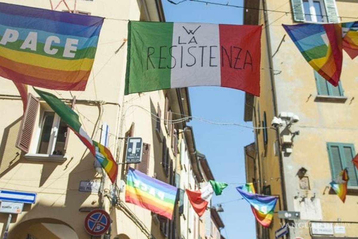 Italia celebra 75 años de la abolición del fascismo, cantando Bella Ciao en plena cuarentena de COVID-19