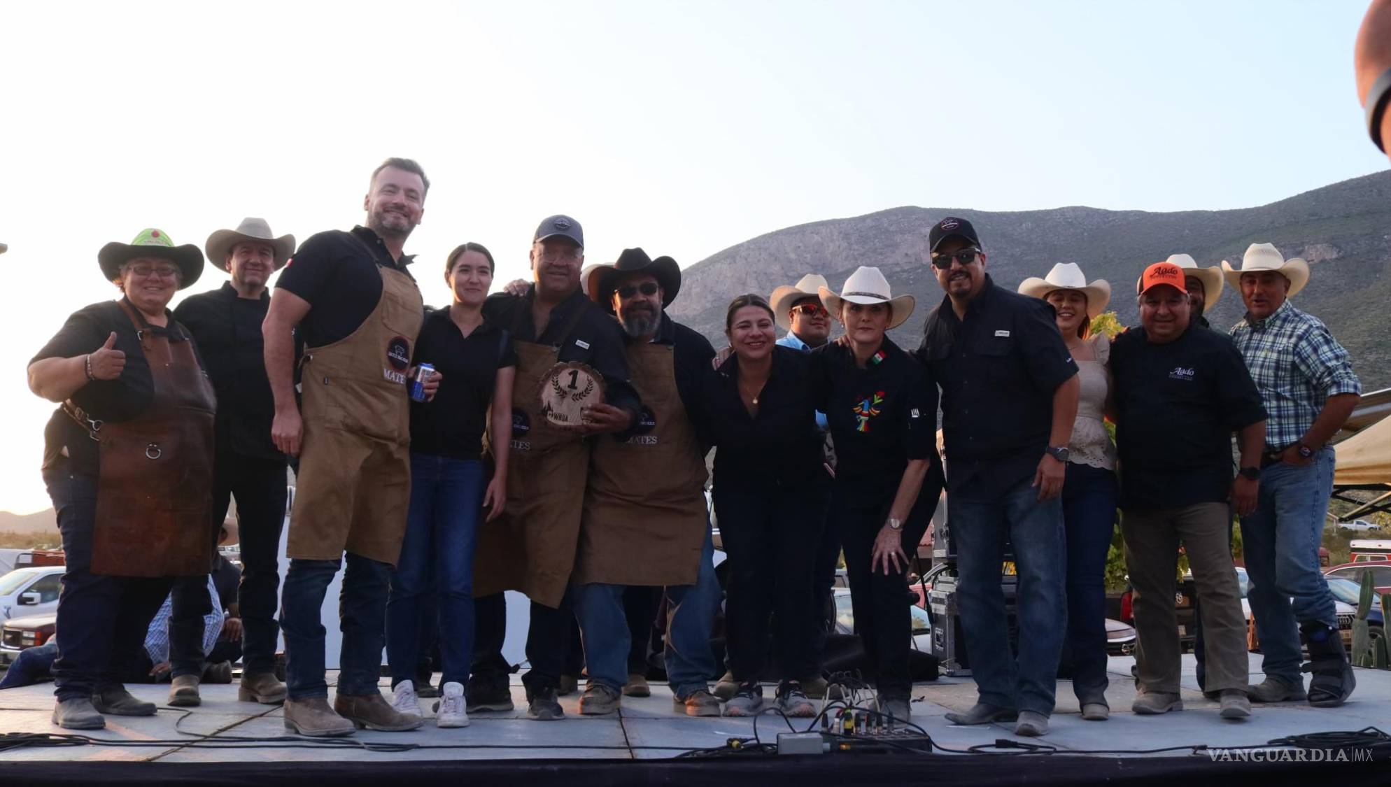 $!¡Todos a la parrilla! Deleita la primera edición del ‘Arteaga Rodeo Ribeye Fest’