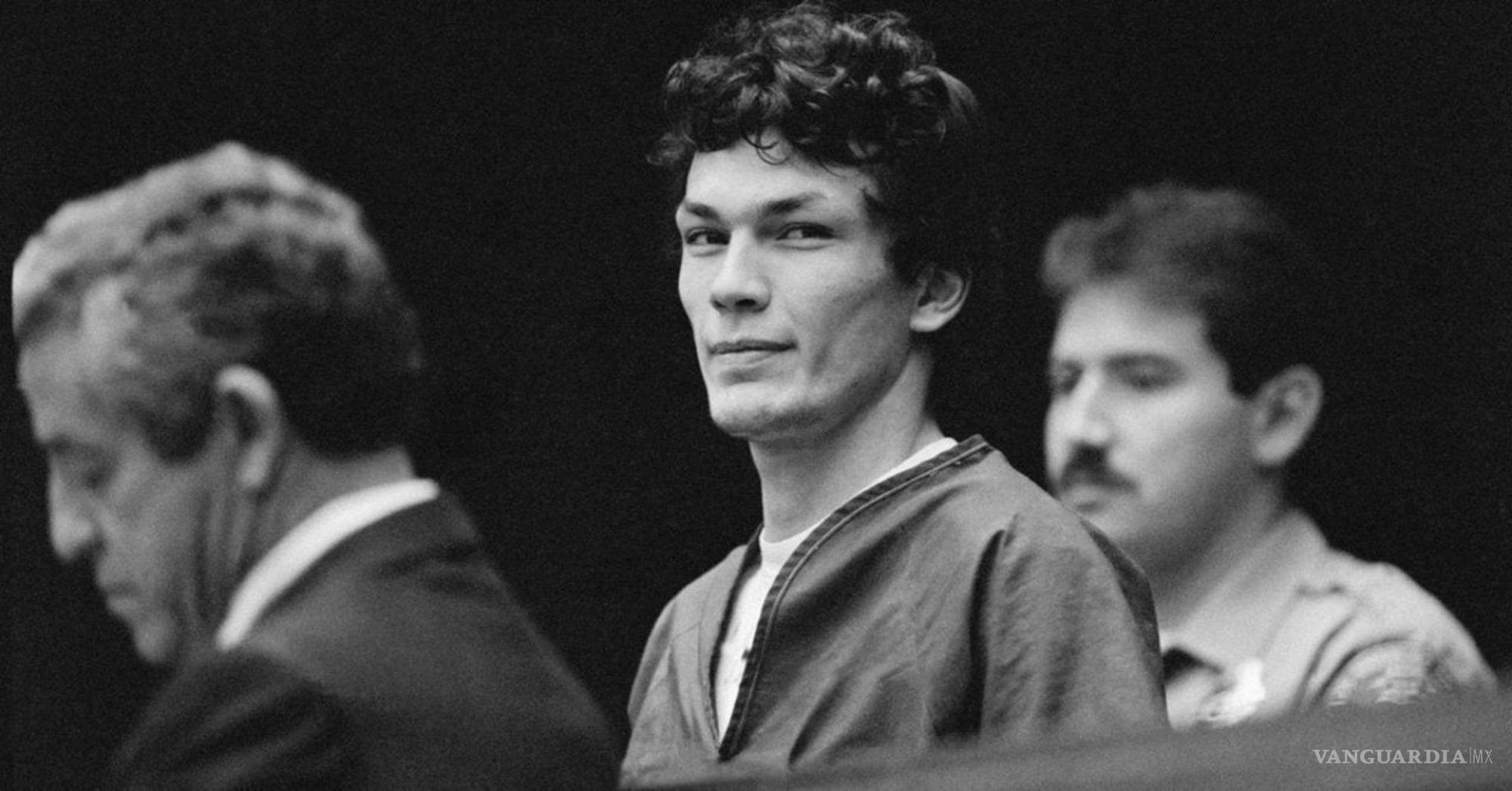 $!¿Quién era Richard Ramirez? El acosador nocturno que paralizó a Los Ángeles llega a Netflix