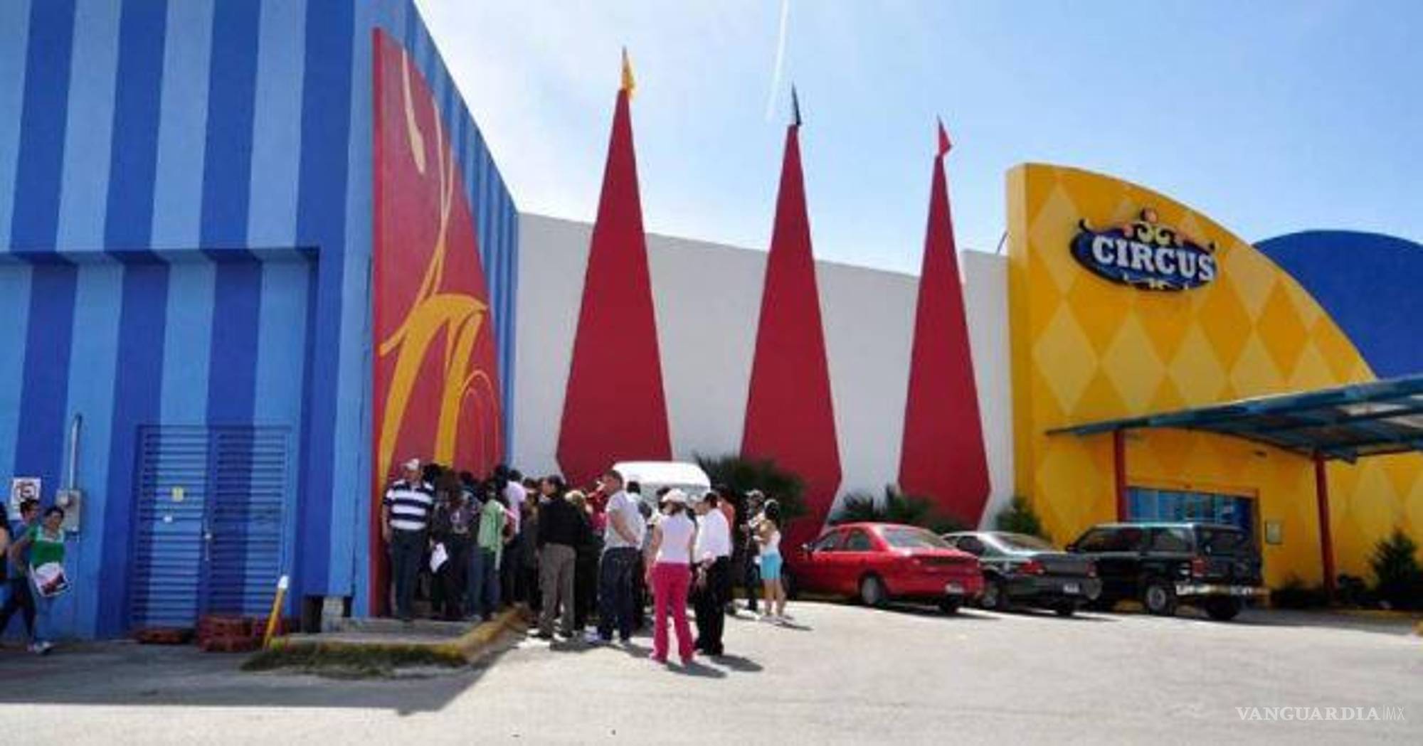 $!Los municipios retiraron las licencias de funcionamiento a casinos y otras casas de apuestas, así como table dances, bares y centros nocturnos.