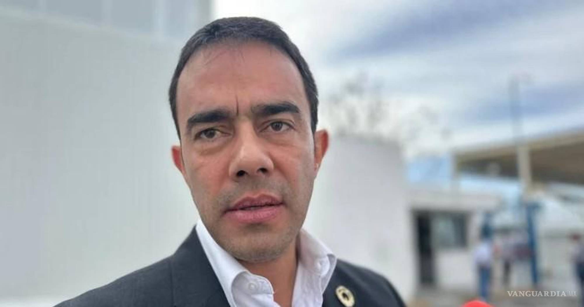 $!Arturo Reveles Márquez, presidente de Canacintra Coahuila Sureste, manifestó sus dudas sobre la legitimidad del proceso al considerarlo inclinado al oficialismo.