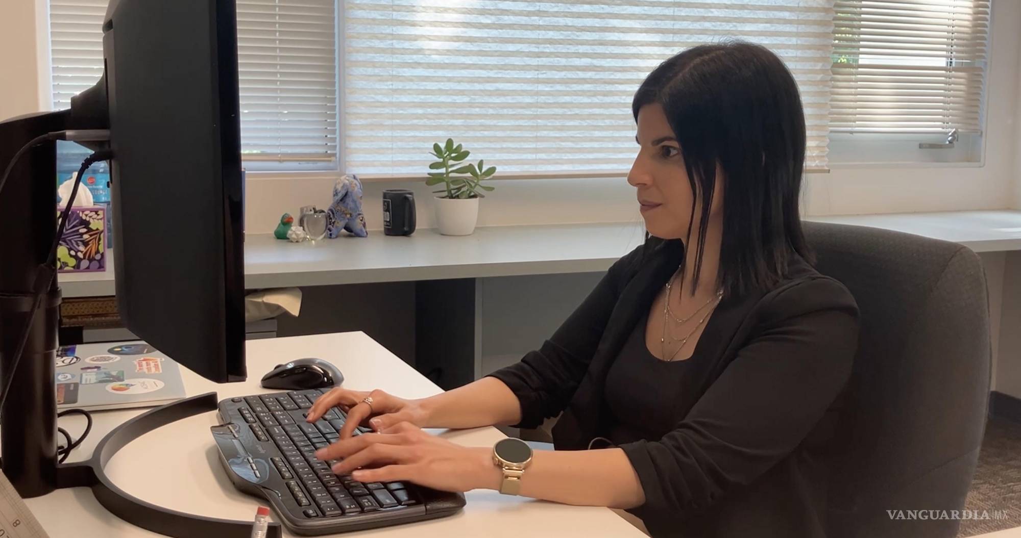 $!La doctora Vered Shwartz investiga los usos y riesgos de los ‘chatbots’ y de los grandes modelos de lenguaje (LLMs) basados en IA.