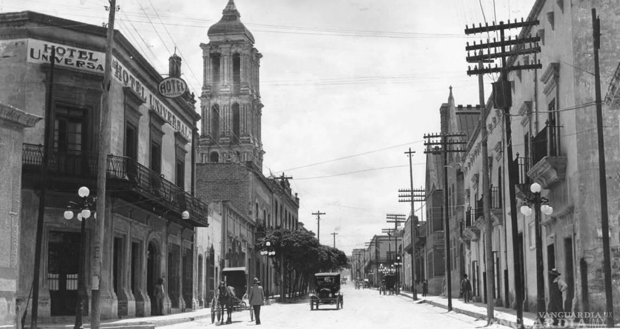 $!Calle Hidalgo con vista de norte a sur, del lado derecho, la casa Purcell.